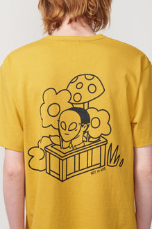 Alien in the Plant T-Shirt - Not So Ape